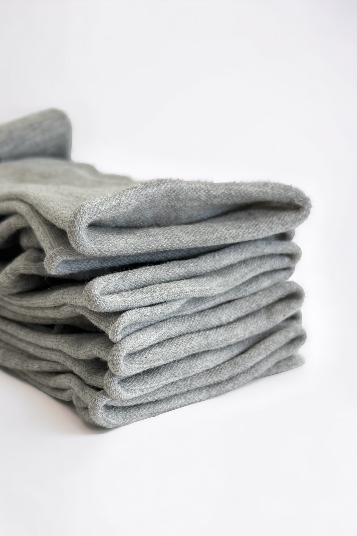 Erkek 4'lü Pamuklu Lastiksiz Beyaz Dikişsiz Esnek Iz Bırakmaz Uzun Konç Sıkmayan Çorap