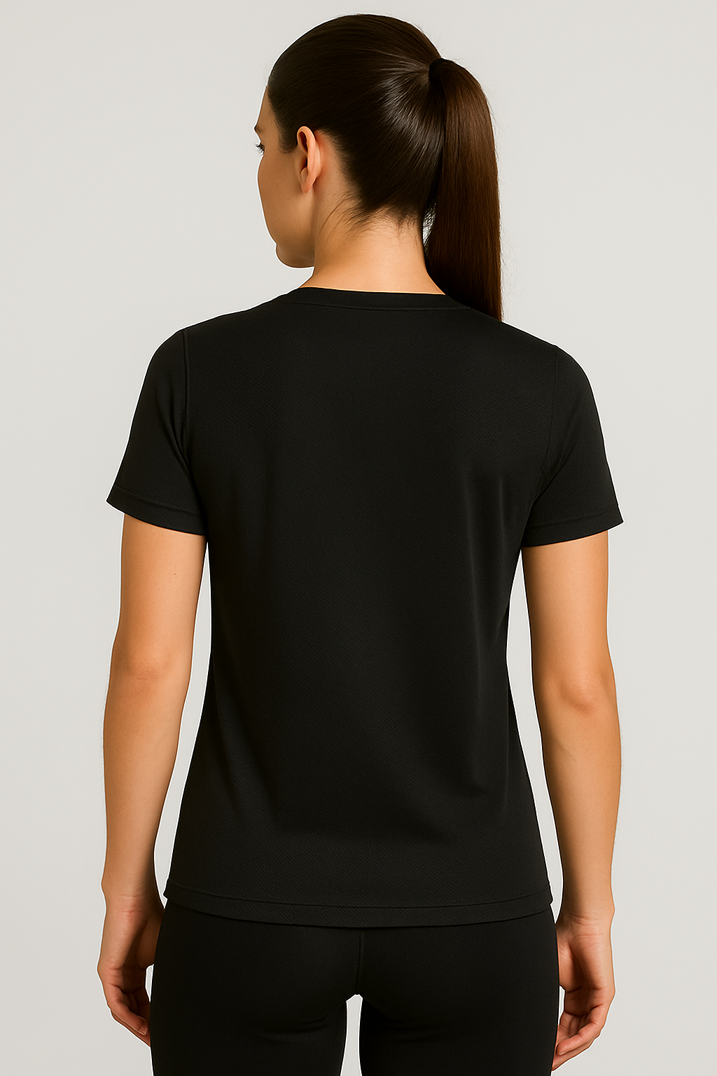 Kadın Siyah Performans Spor Tişört Hızlı Kuruyan Esnek ve Dayanıklı Kumaş Nem Emici Spor T-Shirt
