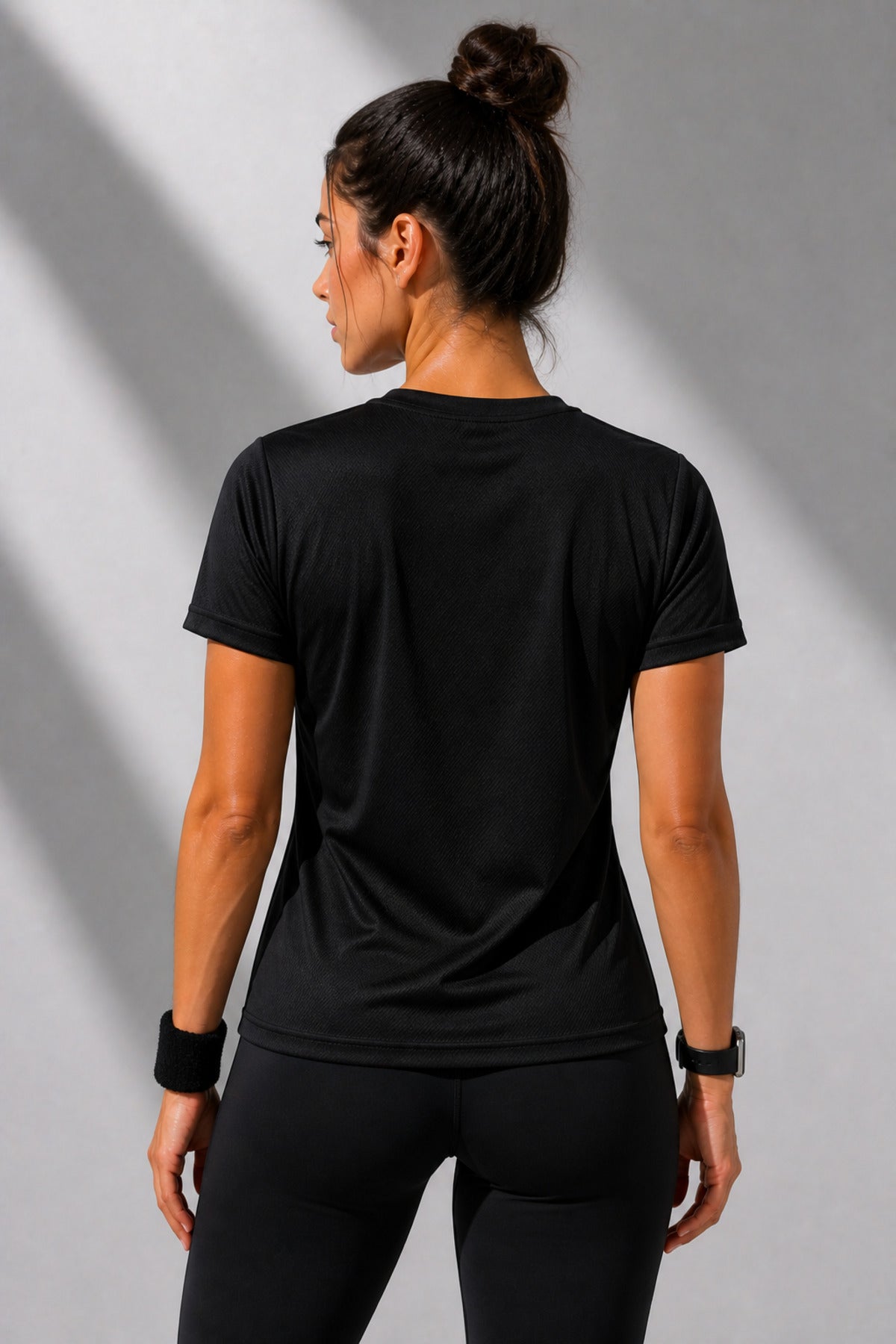 Kadın Performans Spor Tişört Hızlı Kuruyan Esnek ve Dayanıklı Kumaş Nem Emici Spor T-Shirt