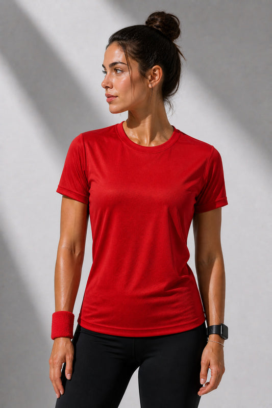 Kadın Kırmızı Performans Spor Tişört Hızlı Kuruyan Esnek ve Dayanıklı Kumaş Nem Emici Spor T-Shirt