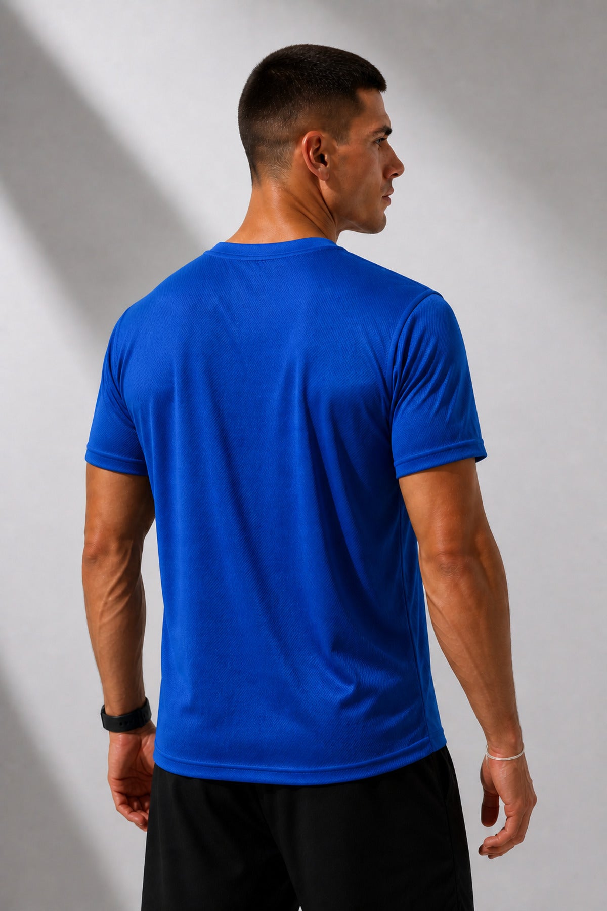 Erkek Spor Tişört Hızlı Kuruyan Esnek ve Dayanıklı Kumaş Nem Emici Spor T-Shirt