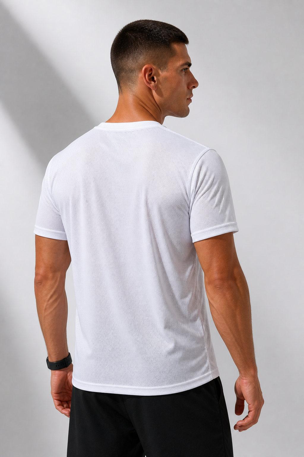 Erkek Beyaz Performans Spor Tişört Hızlı Kuruyan Esnek ve Dayanıklı Kumaş Nem Emici Spor T-Shirt