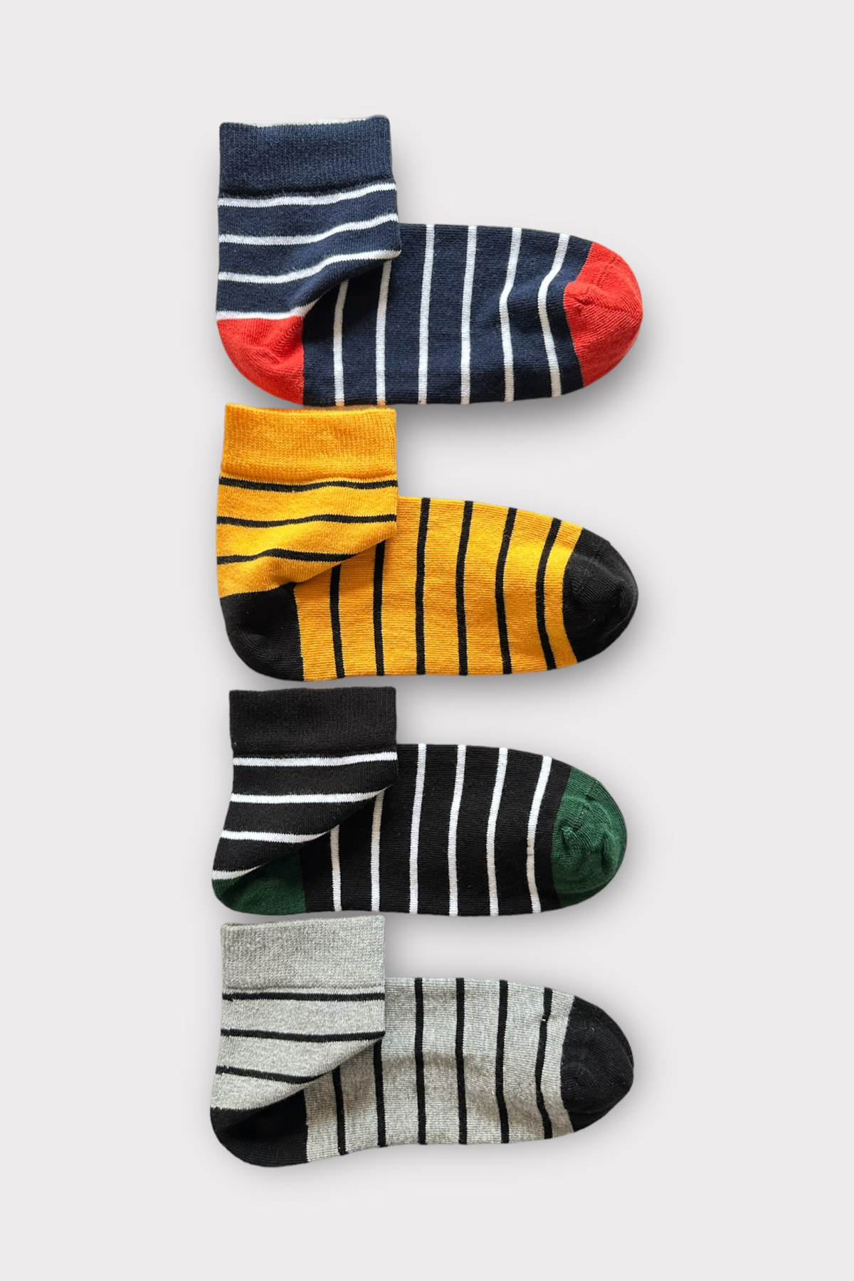 KaeLaurean Women's Short Sock Colorful Striped Seamless 
